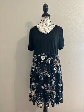 SHEIN Curve 2XL Black Floral Midi Dress Short Sleeve Flowy + Belt NWOT